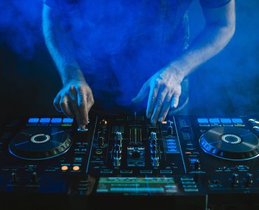 comment dj sublime chaque soiree grace chanson francaise
