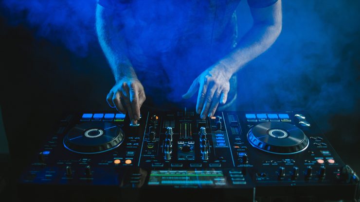 comment dj sublime chaque soiree grace chanson francaise